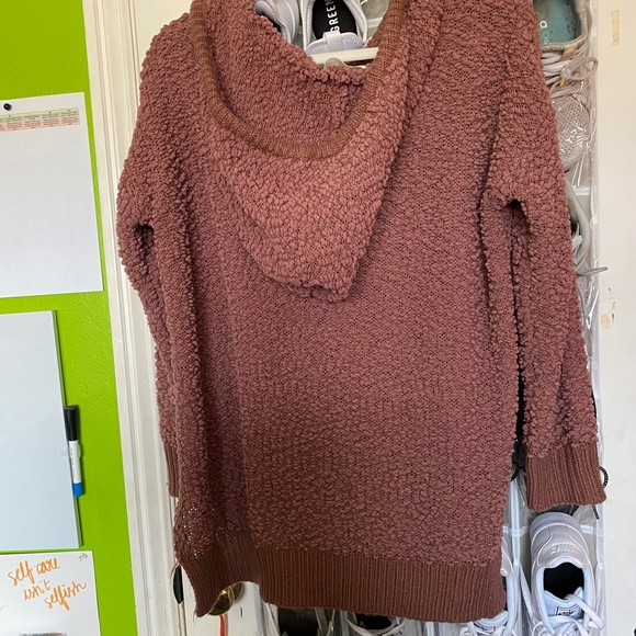 MAKE AN OFFER! Women's Impressions S/M Boucle Style Pullover - Picture 5 of 5